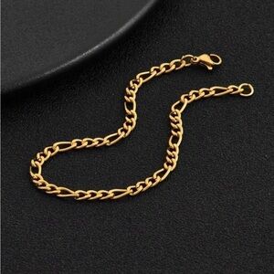 Men’s gold tone stainless steel stylish bracelet​